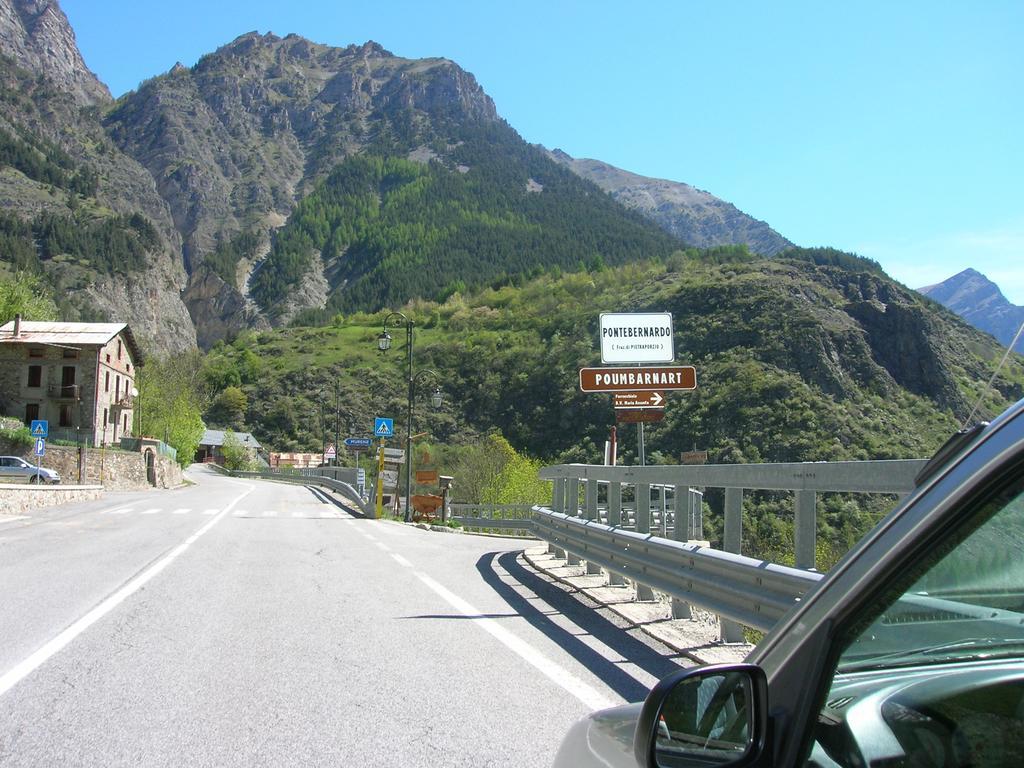 La Barmo Affittacamere Pietraporzio ภายนอก รูปภาพ