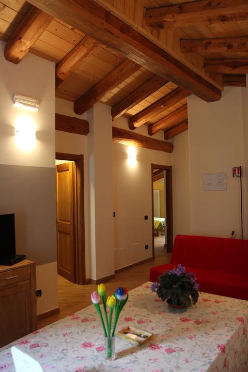 La Barmo Affittacamere Pietraporzio ภายนอก รูปภาพ